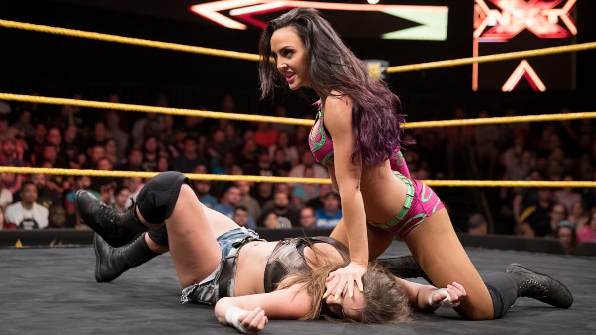 Female Pro Wrestling: NXT - Asuka vs Billie Kay