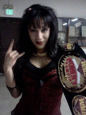 WILD Wrestling World Champion Amanda Forfeits Title and Quits Promotion