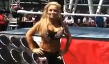In Video: AJ vs Natalya at SummerSlam Axxess