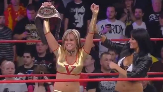 velvet-knockouts-title-win