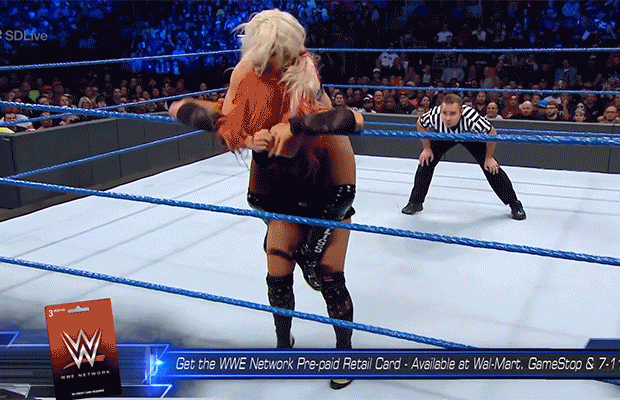 alexa-bliss-becky-lynch-smackdown-01-11-2016