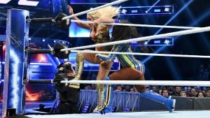 mandy rose and naomi square off in smackdown battle royal