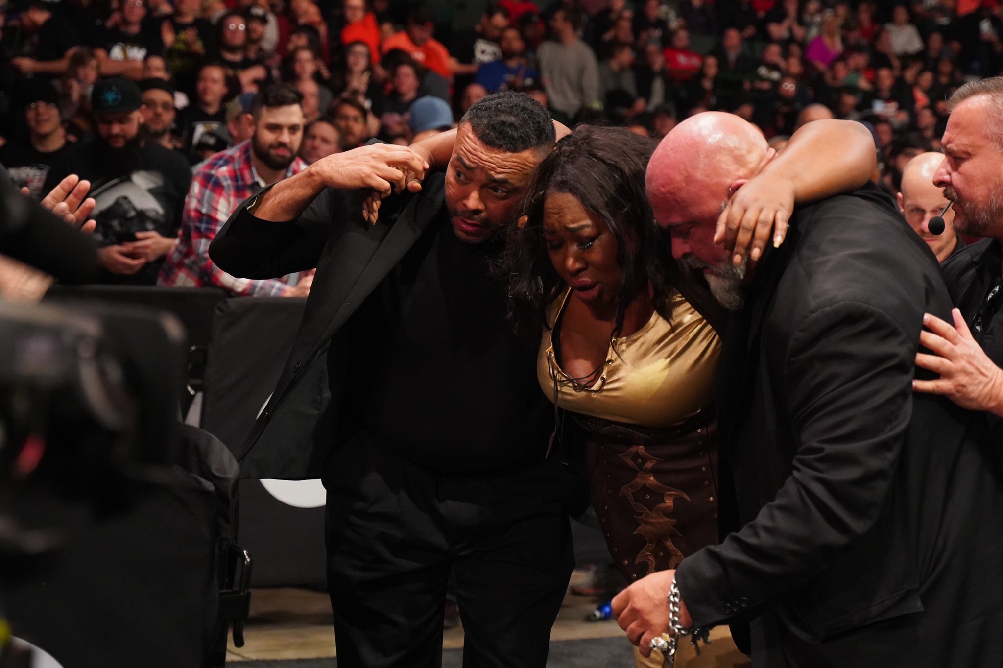 AEW writes off Awesome Kong with an “injury”