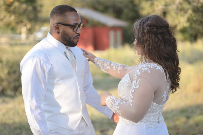 Jordynne Grace shares her wedding photos
