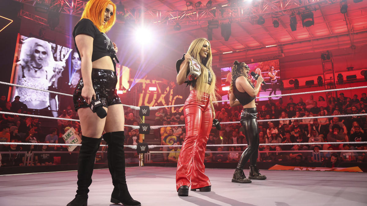 WWE NXT 2/22/2022 - Mandy Rose & Toxic Attraction Welcome Everyone To The Toxic  Lounge 