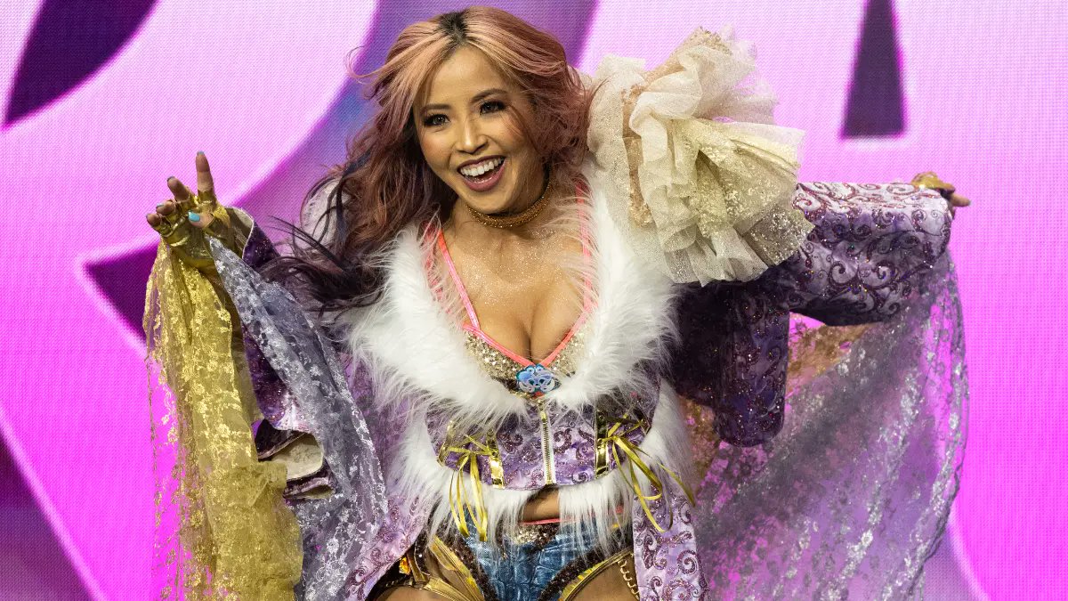 Mina Shirakawa Replacing Queen Aminata In AEW Blood And Guts Match Mina Shirakawa Replacing Queen Aminata In AEW Blood And Guts Match