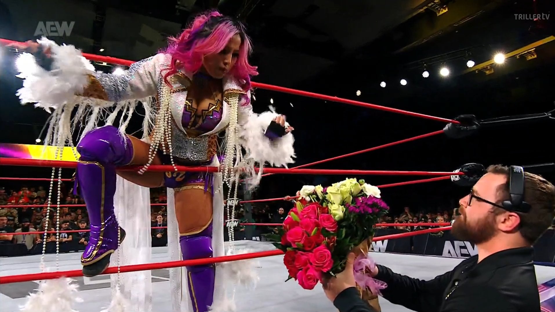 Mina Shirakawa Receives Her Literal Flowers, Lady Frost Returns
