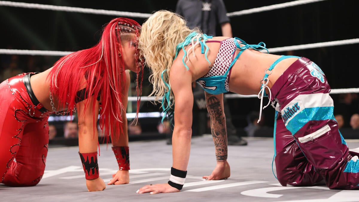 Tatum Paxley Retains And Gets Her Belt Back; Three Sol Snatchers Needed To Keep Down Zaria