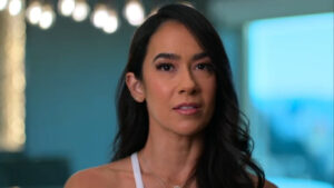 AJ Lee Talks Her New WWE Contract Being On The Same Pay Level As CM Punk