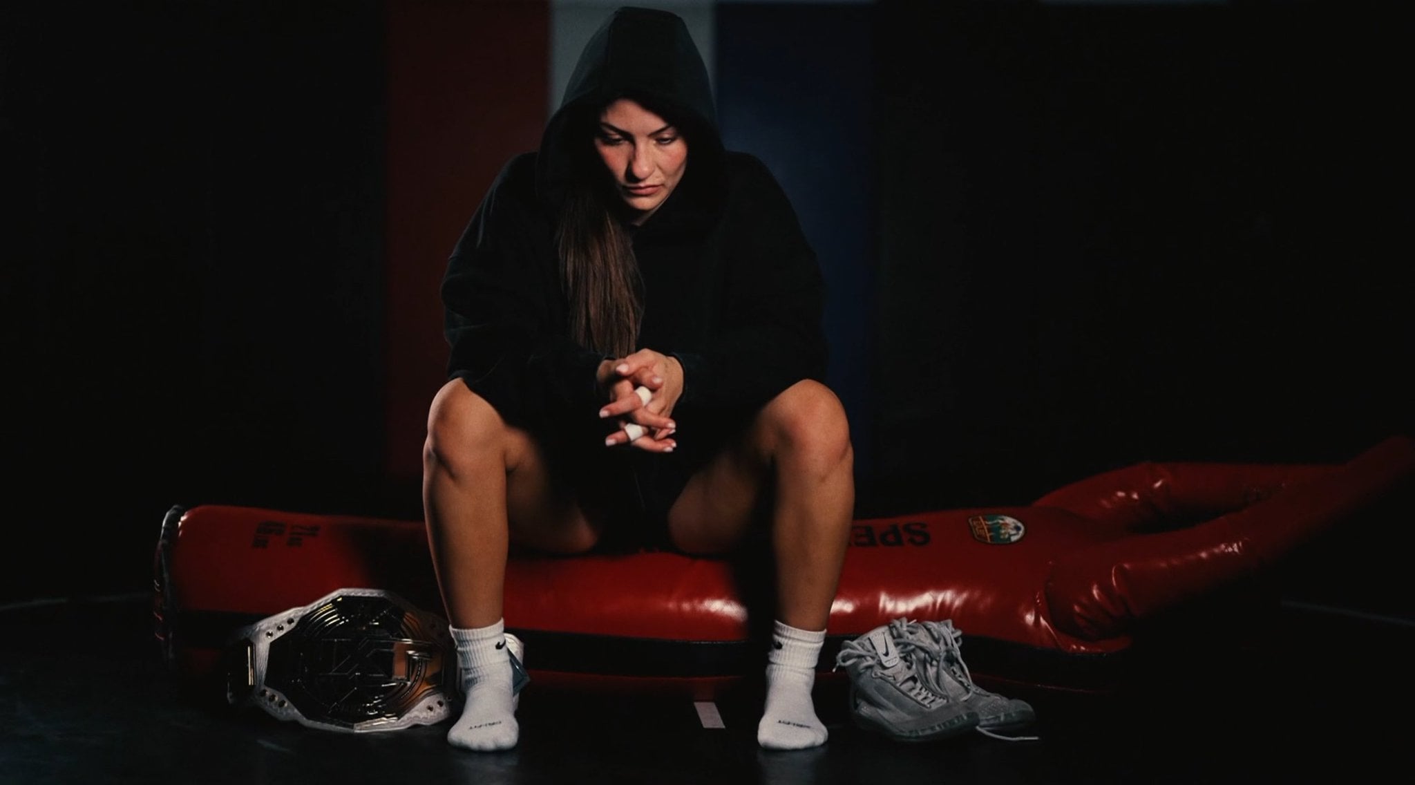 Kendal Grey Prepares For The Underground; Lizzy Rain Topples Izzi Dame