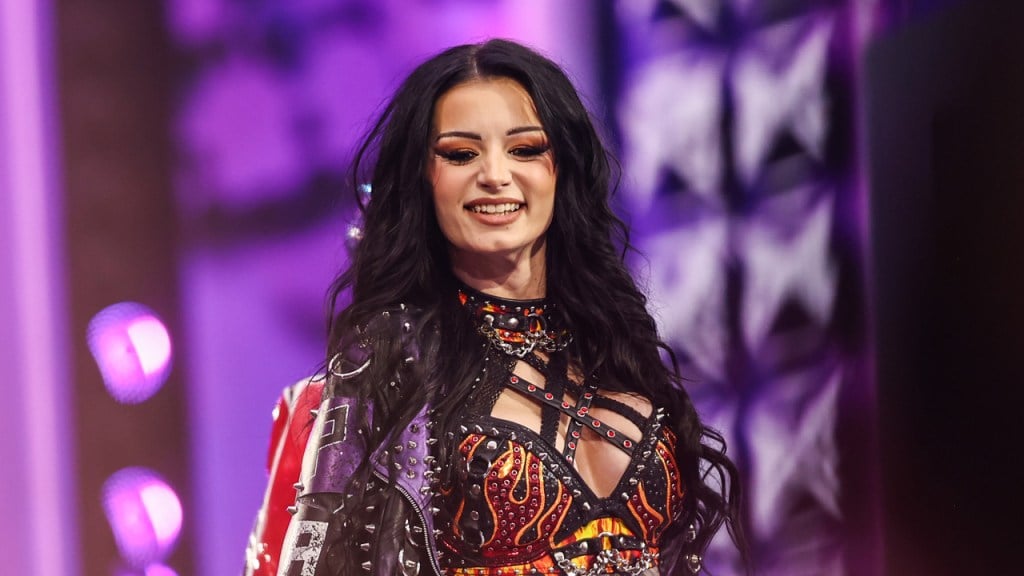 Paige To Appear On SmackDown Next Week: “You Haven’t Seen Anything Yet Babe”